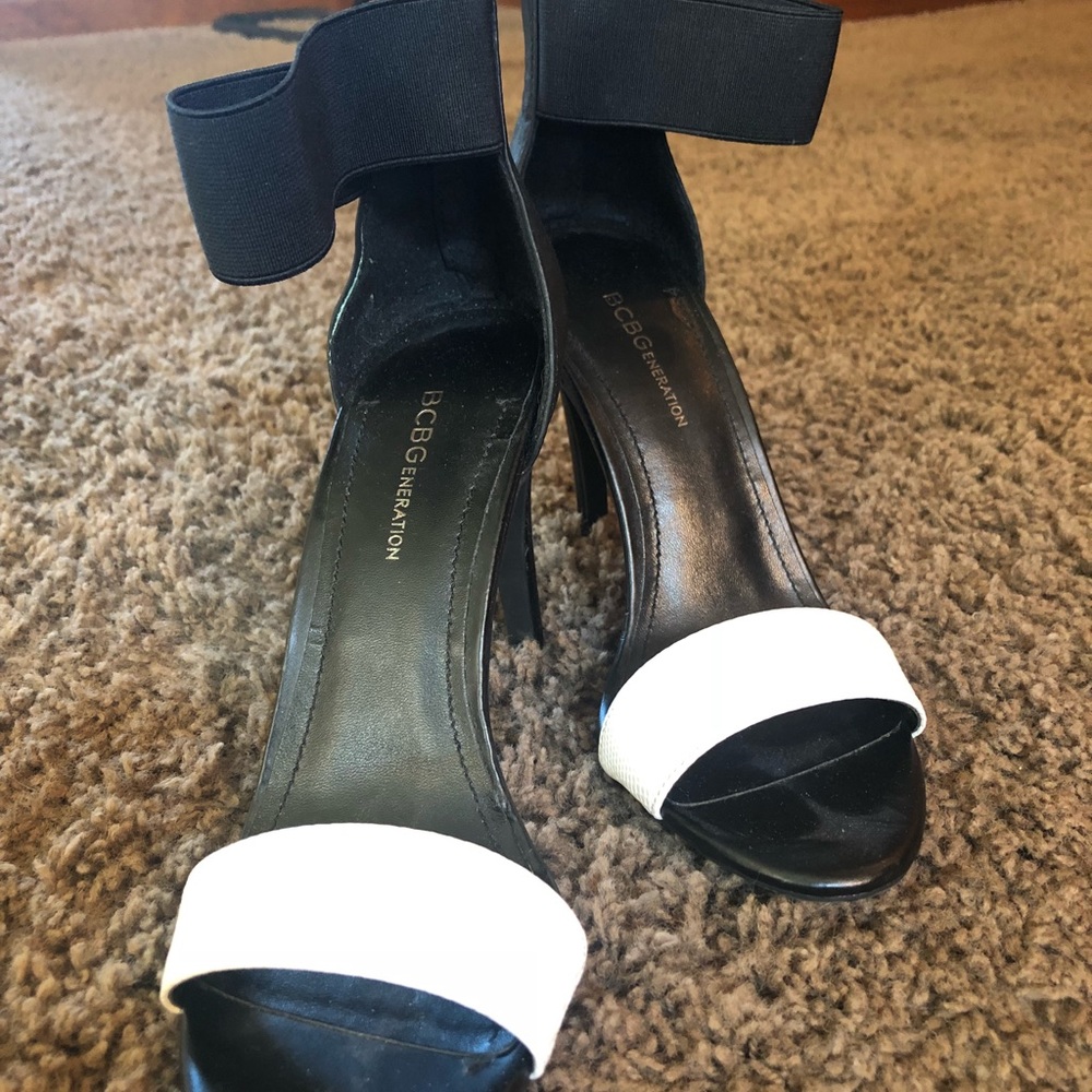 Black and white BCBGeneration heels
